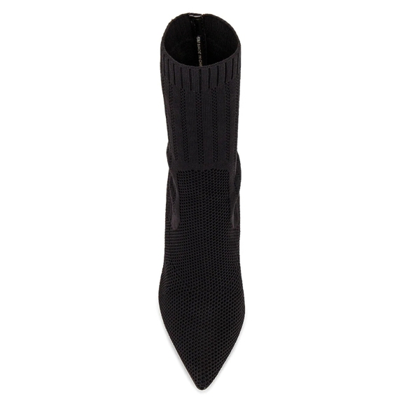 Sexy Sleek Steve Madden Black Knit Booties - Picture 8 of 11